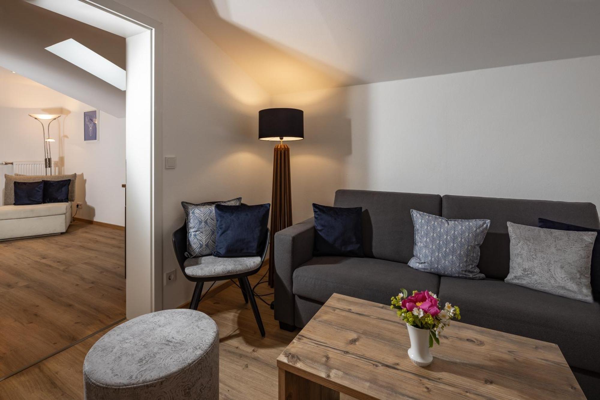 Hubertus Appartements Инцел Екстериор снимка